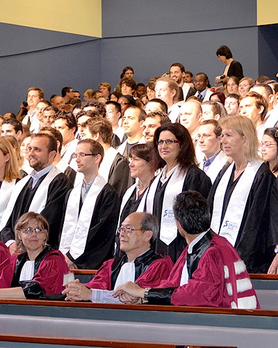 Cérémonie de remise des diplômes Université Paris-Sud à la Une